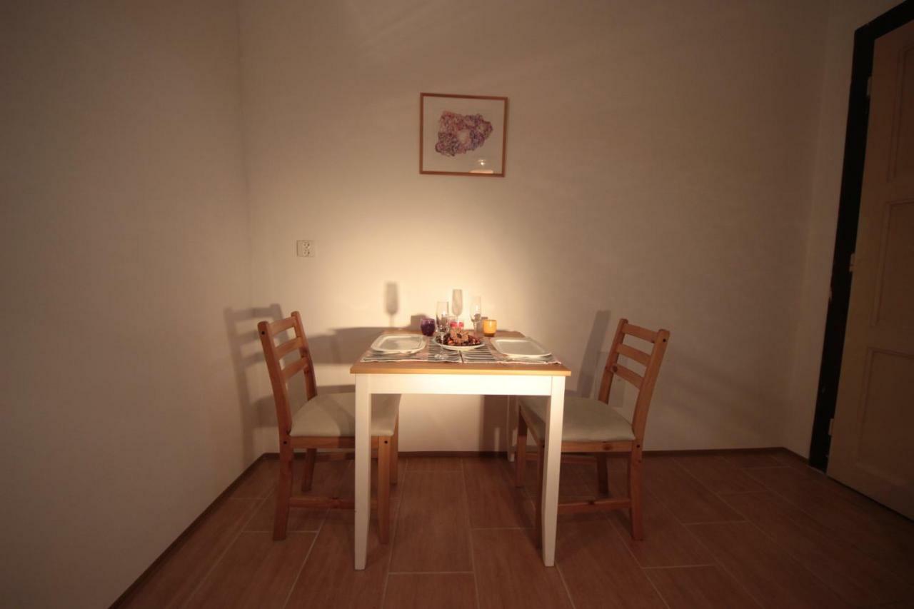 Gallery Apartment Прага Екстериор снимка