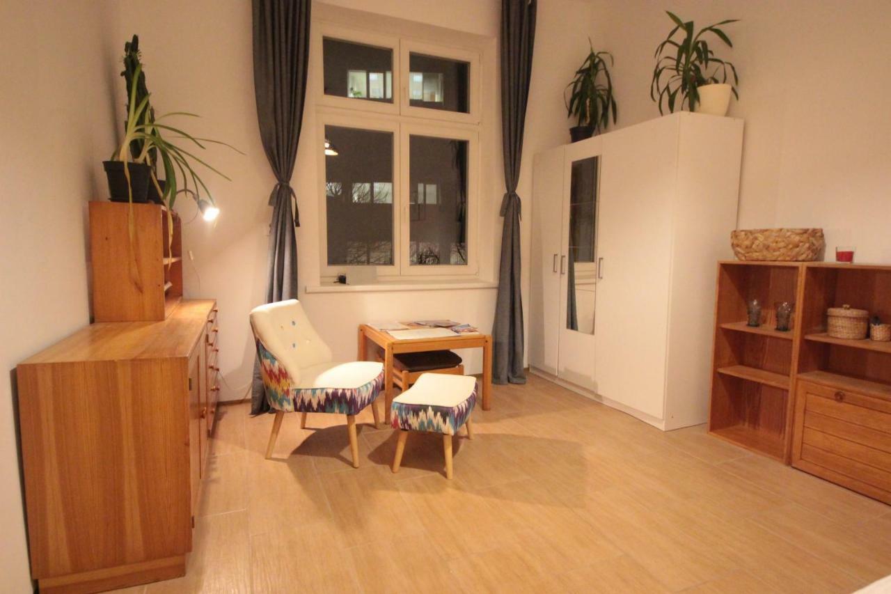 Gallery Apartment Прага Екстериор снимка